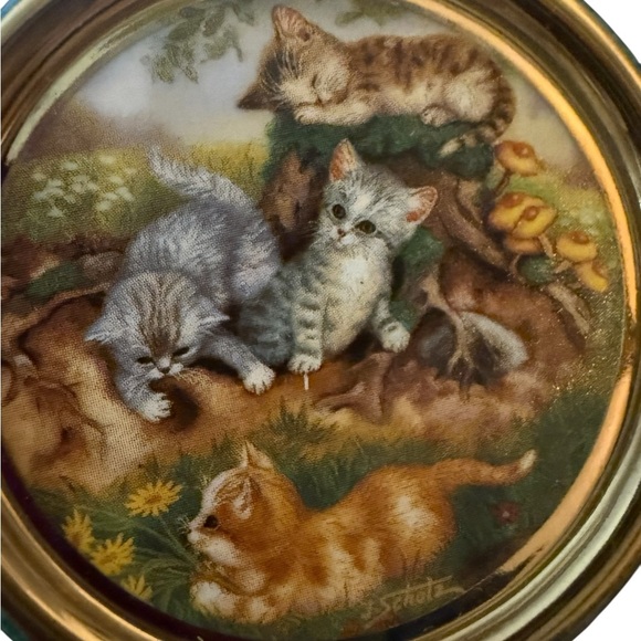 Bradford Editions Kitten Expeditions Porcelain Ornament Set - Picture 7 of 12